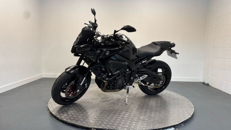 Yamaha Mt-10 (16MY)